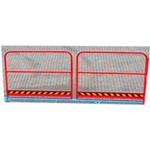 5. La ringhiera sulla rampa è un passaggio sicuro per i pedoni grazie a un binario alto 1100 mm. Sono installati al posto della scherma base (altezza 250 mm).
5. La ringhiera sulla rampa è un passaggio sicuro per i pedoni grazie a un binario alto 1100 mm. Sono installati al posto della scherma base (altezza 250 mm).