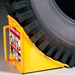 1. Un set di 4 sollevatori su 100 mm — consente di aumentare ulteriormente l’altezza del trasporto se l’ascensore standard non è sufficiente per lavorare dal magazzino.
1. Un set di 4 sollevatori su 100 mm — consente di aumentare ulteriormente l’altezza del trasporto se l’ascensore standard non è sufficiente per lavorare dal magazzino.